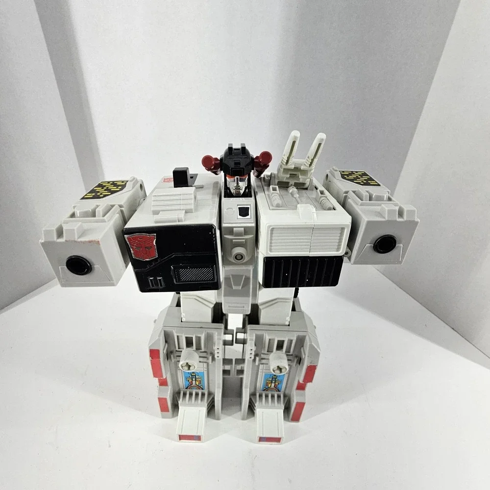 Vintage‎ Metroplex 1985 G1 Transformers Hasbro  - Incomplete